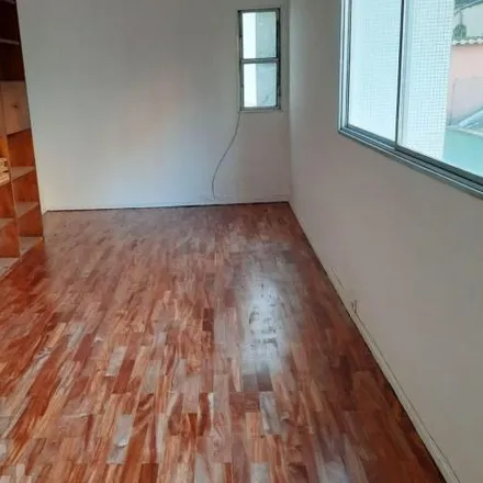 Buy this 3 bed apartment on Travessa Jerônimo Peraza in Cerqueira César, São Paulo - SP