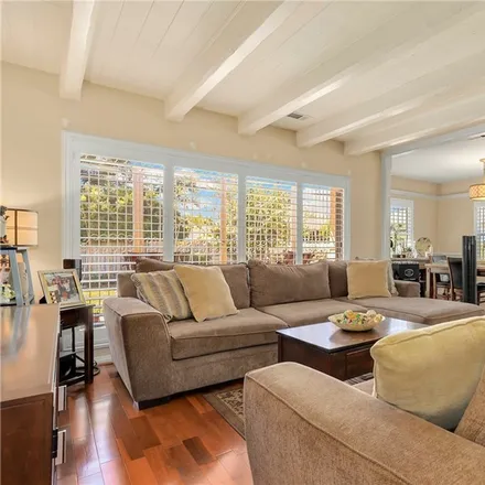 Image 3 - 3523 South Redondo Boulevard, Los Angeles, CA 90016, USA - House for sale