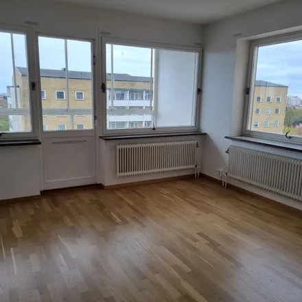 Rent this 2 bed apartment on Docentgatan 7a in 214 58 Malmo, Sweden