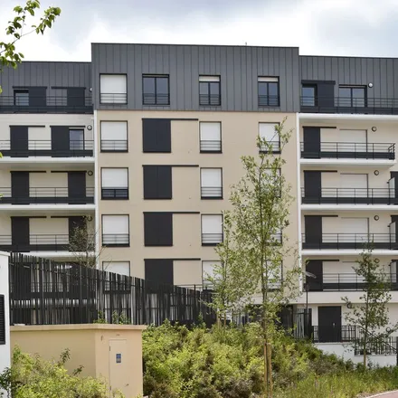 Rent this 2 bed apartment on 4 Rue Jean Hémard in 94000 Créteil, France
