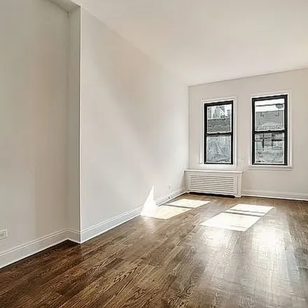 Image 2 - 233 West 22nd Street, New York, NY 10011, USA - Apartment for rent