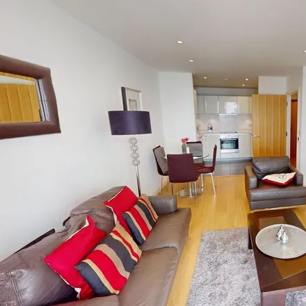 Rent this 1 bed apartment on Tennyson Apartments in Wellesley Road, London