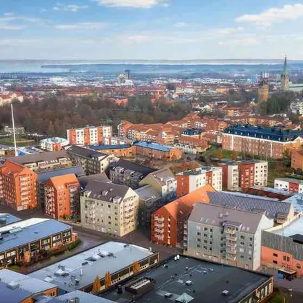 Rent this 4 bed apartment on Repfabriken in Wahlbecksgatan, 528 16 Linköping