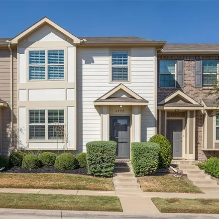 Image 2 - 6851 Pascal Way, Fort Worth, TX 76137, USA - Townhouse for sale