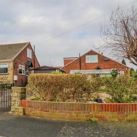 Image 1 - 14 Lindale Garth, Wrenthorpe, WF2 0RW, United Kingdom - Duplex for sale