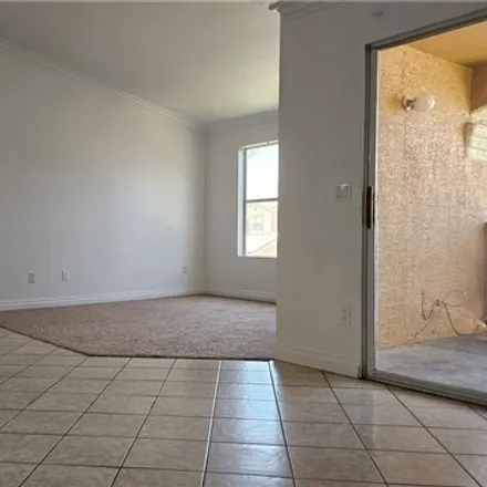 Image 5 - 8039 West Flamingo Road, Spring Valley, NV 89147, USA - Condo for sale