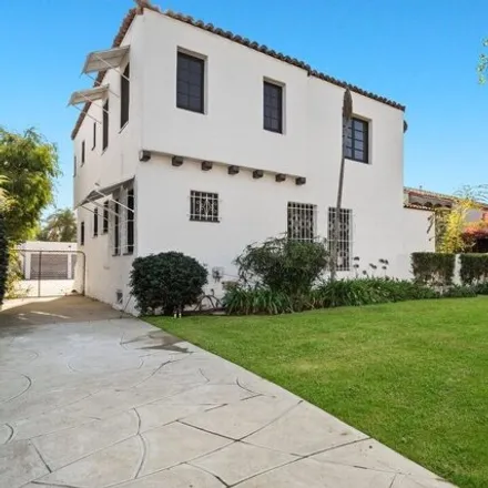 Image 3 - 6124 Barrows Drive, Los Angeles, CA 90048, USA - House for sale