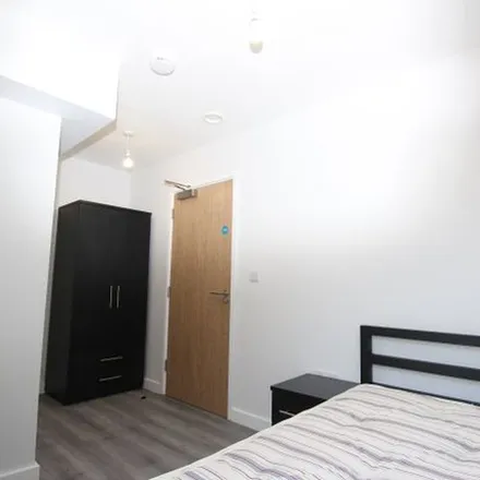 Rent this 3 bed apartment on Hasty Tasty Pizza in Smithy Row, Nottingham