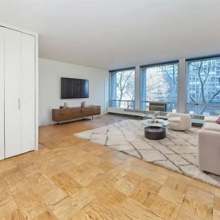 Buy this studio apartment on 333 EAST 30TH STREET 2N in Murray Hill Kips Bay