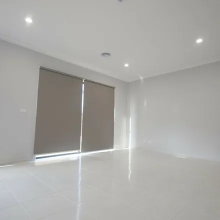 Rent this 3 bed apartment on 20 Heslop Street in Mickleham VIC 3064, Australia
