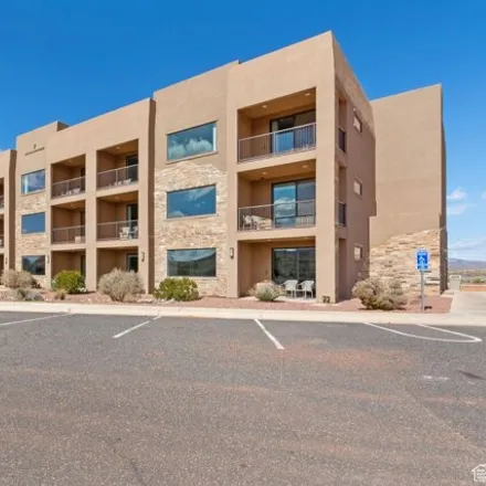 Buy this 2 bed condo on Sand Hollow Resort Parkway in Hurricane, UT