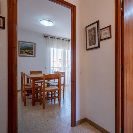 Image 2 - 43830 Torredembarra, Spain - Apartment for rent