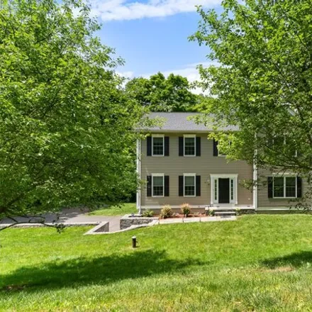 Buy this 3 bed house on 75 Tanton Hill Road in Ridgefield, CT 06877