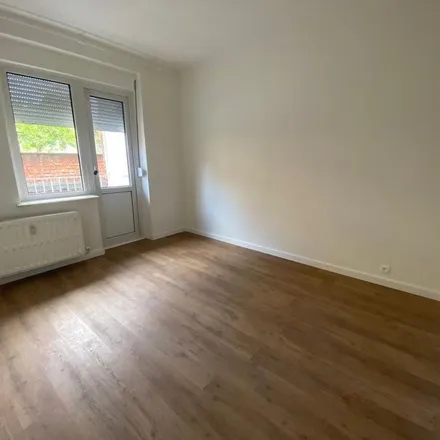 Rent this 3 bed apartment on Intersport Liège (Chênée) in Quai des Ardennes 151, 4032 Liège