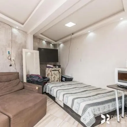 Buy this 2 bed house on Rua Raul Cauduro in Mário Quintana, Porto Alegre - RS