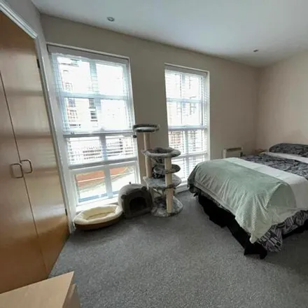 Image 5 - The Central, Half Moon Lane, Gateshead, NE8 2AN, United Kingdom - Apartment for rent