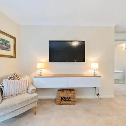 Image 1 - Chalcot Lodge, 100 Adelaide Road, London, NW3 3PY, United Kingdom - Apartment for sale
