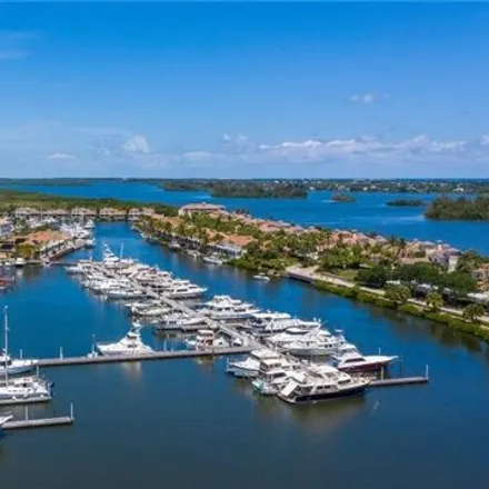 Image 4 - 5320 North Harbor Village Drive, Gifford, FL 32967, USA - House for sale