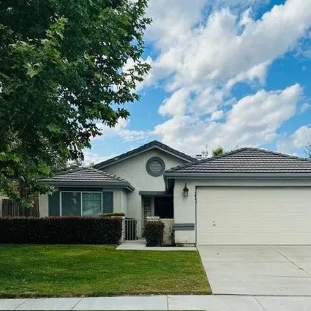 Buy this 2 bed house on 7518 Stone Breakers Avenue in Bakersfield, CA 93313