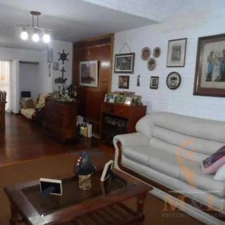 Rent this 5 bed house on Lord Baden Powell 2796 in Parque Vélez Sarsfield, Cordoba