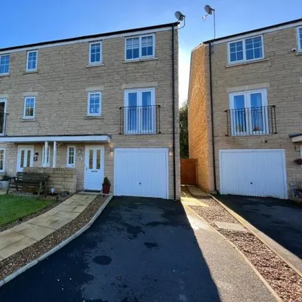 Image 2 - 86 Duddy Road, Stockport, SK12 2GB, United Kingdom - Townhouse for sale
