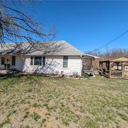 Image 3 - West 15th Street, Horton, Brown County, KS 66439, USA - House for sale