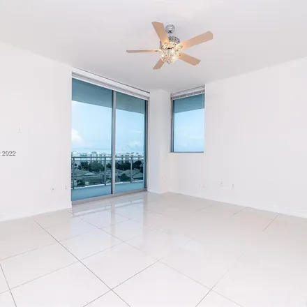 Image 5 - 7901 Hispanola Avenue, North Bay Village, Miami-Dade County, FL 33141, USA - Apartment for rent