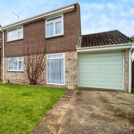 Buy this 3 bed house on Hurricane Close in Crossways, DT2 8TY