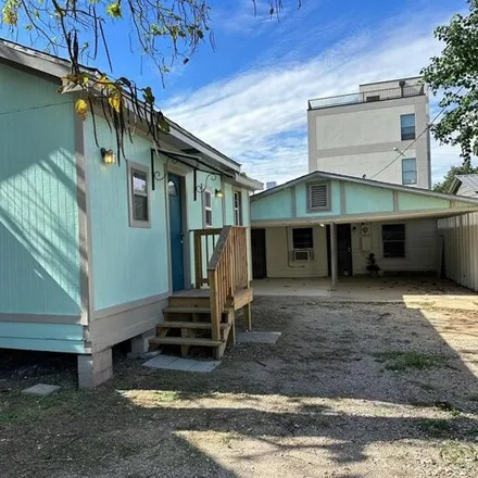 Rent this 3 bed house on 224 Velasco Street in Houston, TX 77003