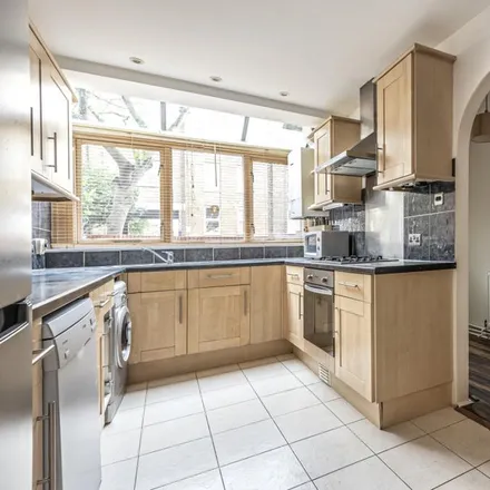 Rent this 4 bed house on 126 Bedford Road in London, SW4 7RA