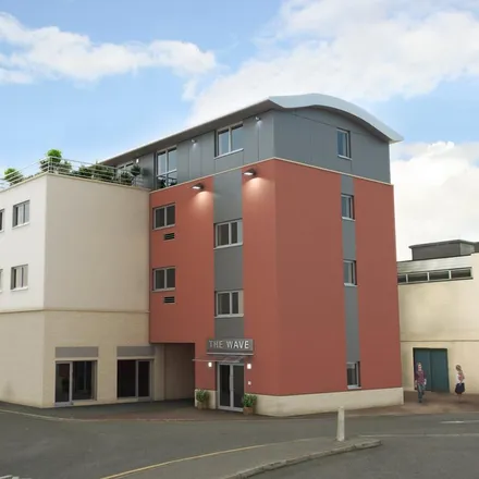 Rent this 1 bed apartment on Wickford Swimming Pool & Gym in Market Avenue, Wickford