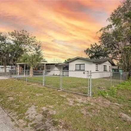 Buy this 3 bed house on 2418 Kiwanis Avenue in Polk County, FL 33801