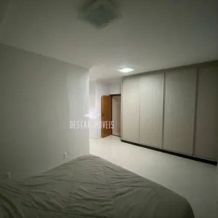 Buy this 3 bed house on Rua Alberto Gomes in Alto Umuarama, Uberlândia - MG