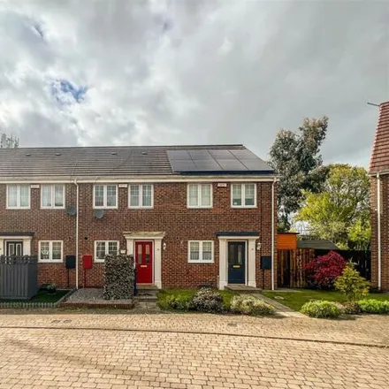 Image 1 - Skendleby Drive, Newcastle upon Tyne, NE3 3GL, United Kingdom - Townhouse for sale