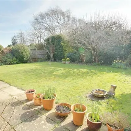 Image 2 - English Martyrs Catholic Primary School, Derwent Drive, Worthing, BN12 6LA, United Kingdom - House for sale