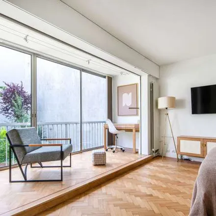 Image 3 - 8 Rue Saint-Placide, 75006 Paris, France - Apartment for rent