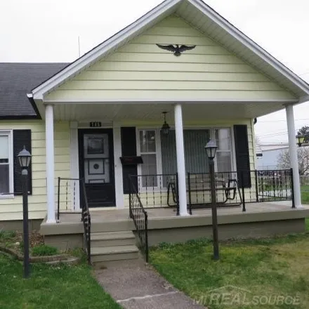 Buy this 4 bed house on 175 Huron Avenue in Mount Clemens, MI 48043