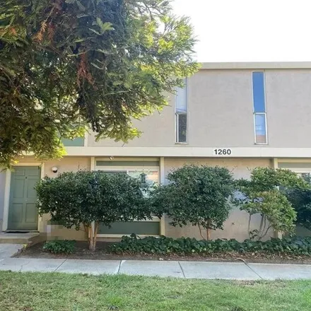 Buy this 3 bed townhouse on 2400 Shirley Way in Concord, CA 94520