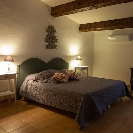 Rent this 4 bed house on Avenue des Rives d'Azur in 83530 Saint-Raphaël, France