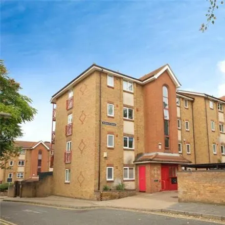 Image 2 - Marsalis House, Rainhill Way, Bromley-by-Bow, London, E3 3EF, United Kingdom - Apartment for sale