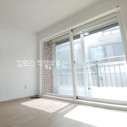 Rent this 3 bed apartment on 서울특별시 서대문구 연희동 432-7