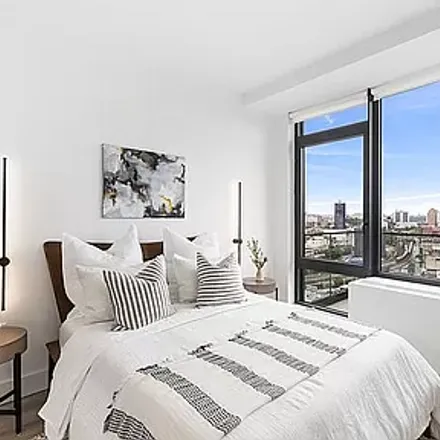Image 2 - 1 Luxury Apartments - Condo for rent