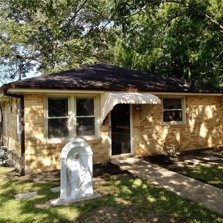 Rent this 3 bed house on 71 Haroleans Street in Harahan, Jefferson Parish