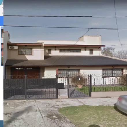 Buy this studio house on Italia 145 in B1852 EMM Burzaco, Argentina