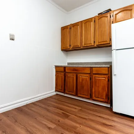 Rent this 2 bed apartment on 134 East 59th Street in New York, NY 11203