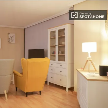 Rent this 3 bed apartment on Madrid in Madrid Norte, Calle de Pedro Rico
