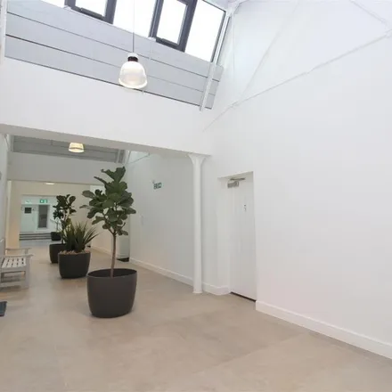 Image 2 - Cobalt Court, 1 Hedley Road, St Albans, AL1 5FZ, United Kingdom - Apartment for rent