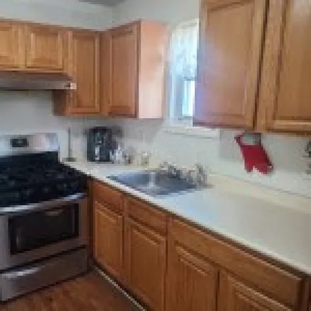 Image 3 - 174 Carroll Street, Paterson, NJ 07501, USA - Townhouse for sale