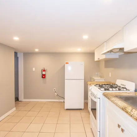 Rent this 1 bed apartment on 96 Eastchester Avenue in St. Catharines, ON L2P 2X4