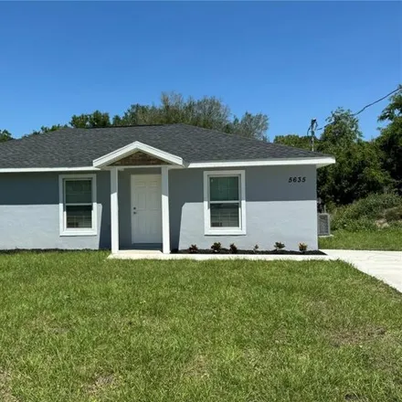 Rent this 3 bed house on 5581 Northwest 3rd Street in Ocala Ridge, Marion County